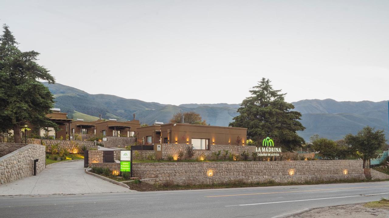Cabañas La Madrina Tafí del Valle Exterior foto